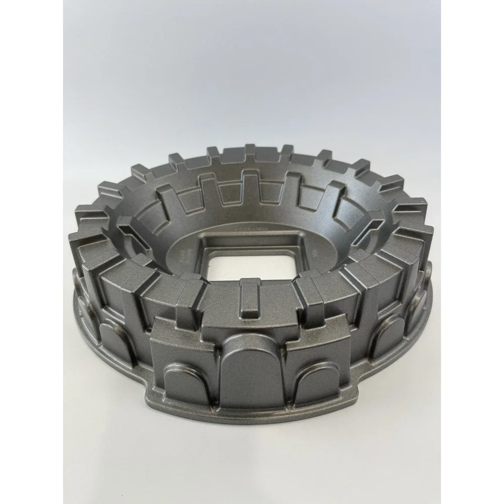 Nordic Ware Sports Arena Bundt Cake‎ Pan Cast Aluminum, 9 cups